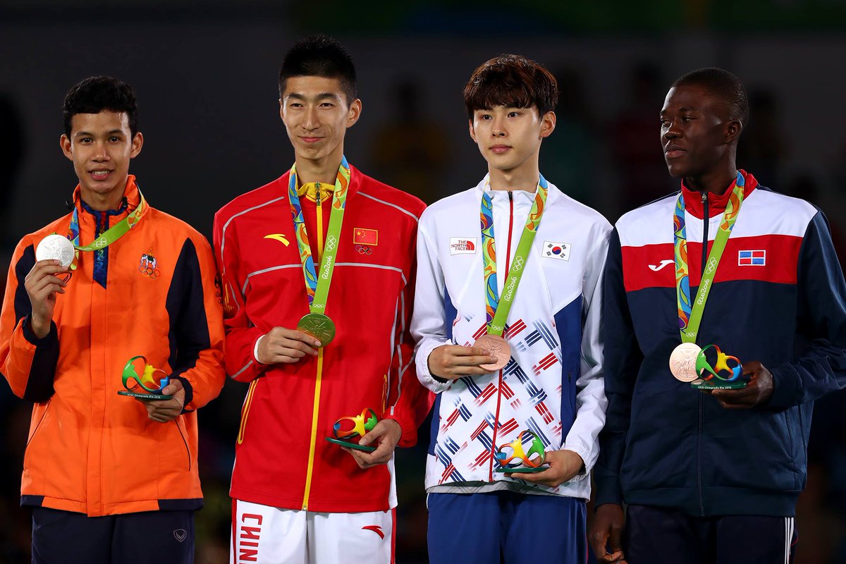 Ahmad Abughaush H Poreia Pros To Xryso Olympic Gold Medals Olympics Olympic Sports