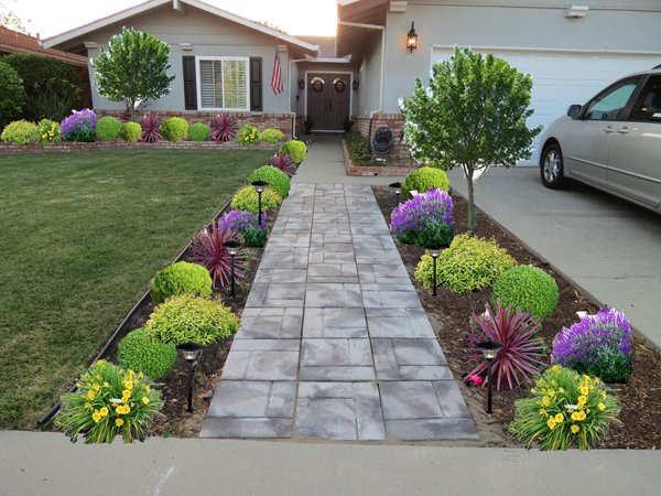 UrbanEdges's tweet photo. Get creative &amp; add curb appeal to your front yard w/ some gorgeous ideas from @homeditcom > https://t.co/agZqhWW1S0 https://t.co/TlUwQYmRjT
