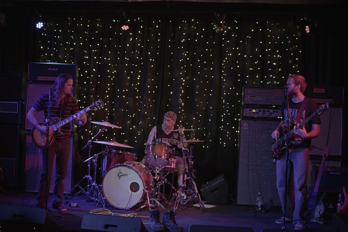 RLR_NZ's tweet photo. Nice twinkly picture of us from our recent Backbeat gig. More gig news coming soon, stay tuned 🤘🏼 https://t.co/n2hDtMgzKj