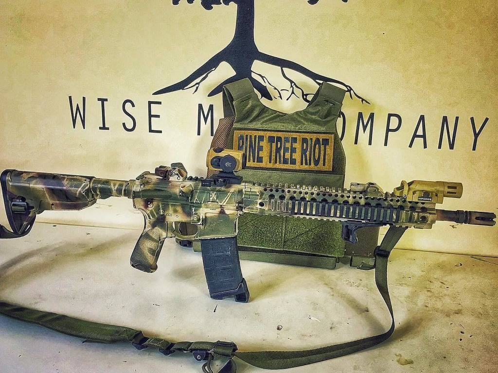 wisemencompany's tweet photo. Pine Tree Riot.
#WiseMen #pinetreeriot #2a #edc #edcgear #everydaycarry #gunlife #pocketd… https://t.co/uaOiRvvnsD https://t.co/cBv5bxRACo