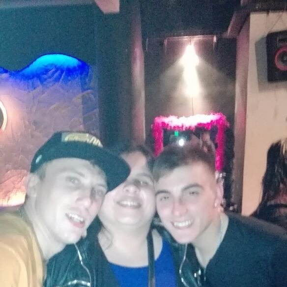 polaca_brenda's tweet photo. Gracias por tanto los amo 😍😘 https://t.co/DnzX6mdEYX