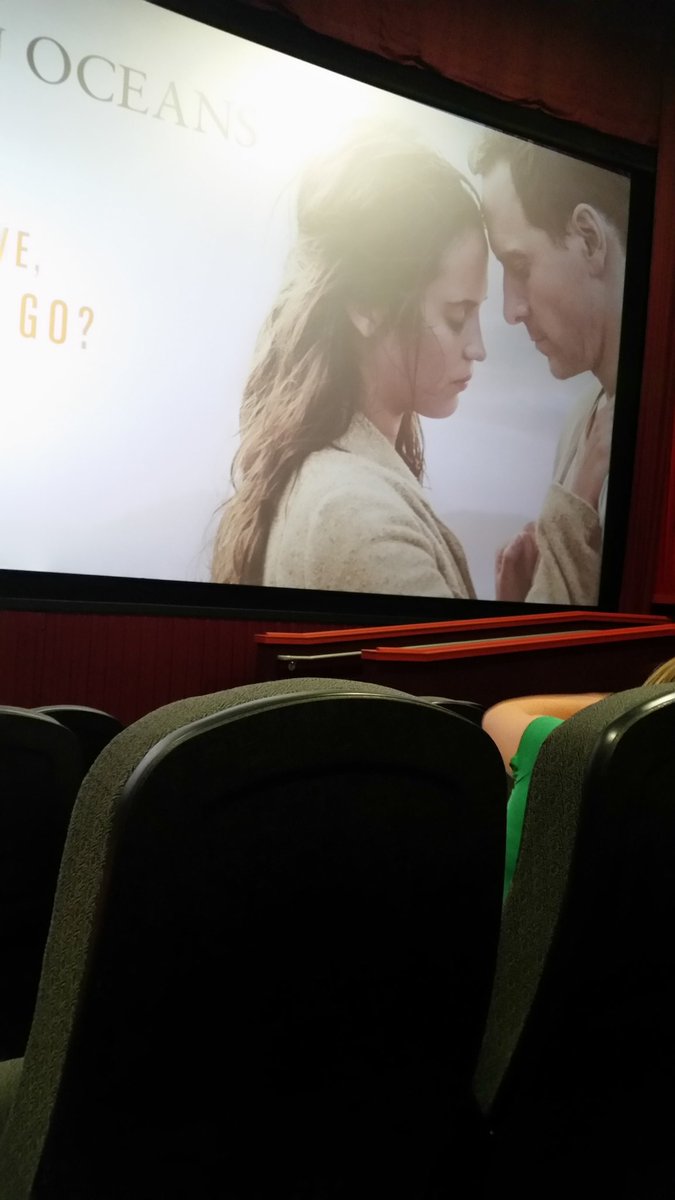 CamilleAshley08's tweet photo. Prescreening of The Light Between Oceans #hylandlife #lightbetweenoceans #preparedtocry https://t.co/Z0yNuzgfoq