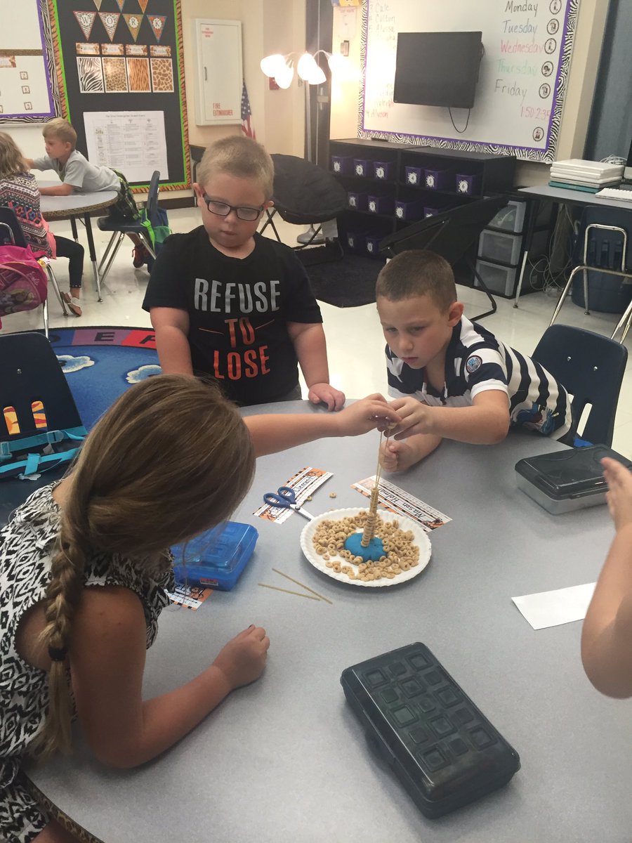 Team building in Kindergarten!