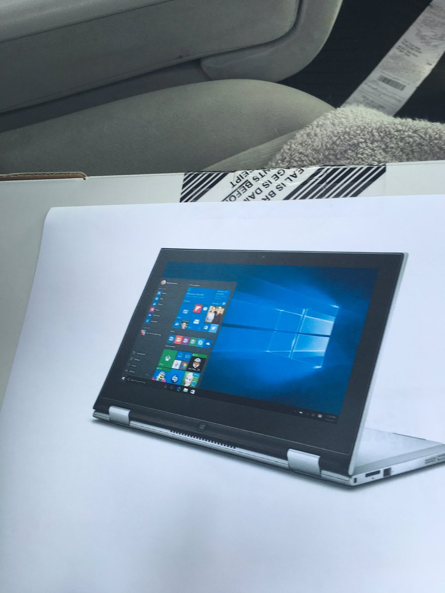 TanyaSoltys's tweet photo. Great day at #hcedtech16! Even better end winning the laptop! Thank you! https://t.co/s0qc5hCAPO