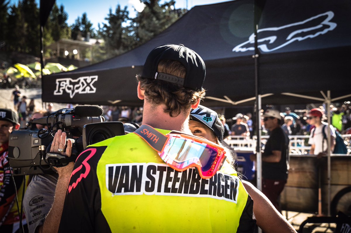 foxracingcanada's tweet photo. The #FoxAirDH Gold medal goes to @foxmtb rider @basvsteenbergen!

#foxmtb #crankworx #liveforit https://t.co/3vrgCBFt27