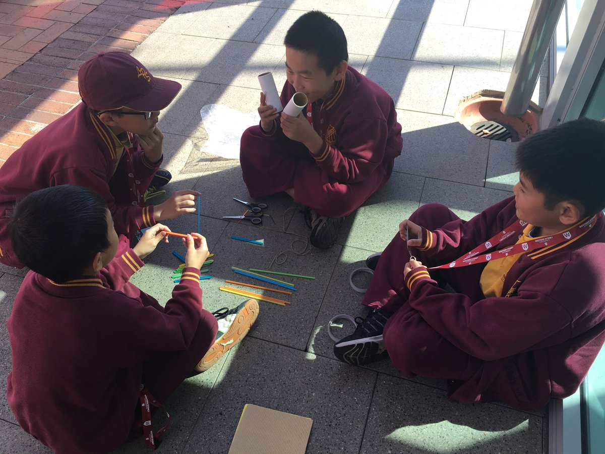 LisaSuntsov's tweet photo. 5/6W demonstrating the 4Cs! WSU introducing our students to a wide range of learning possibilities 👍🏻 https://t.co/LyyqR3LJNh