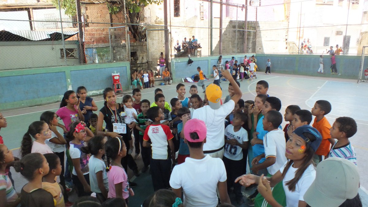 mnrrmiranda's tweet photo. MOVIMIENTO NACIONAL DE RECREADORES MIRANDA
SECTOR SOJO GUATIRE https://t.co/uSwoWsjafn