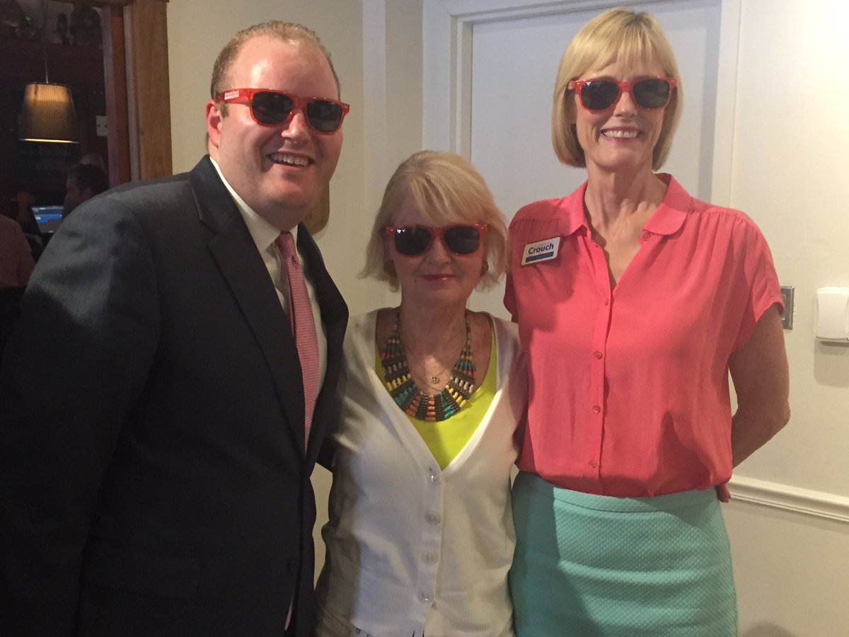 Suzanne_Crouch's tweet photo. Thanks to the Broad Ripple GOP for hosting a great event. Enjoyed discussion about keeping #Indiana moving forward! https://t.co/FdhTRtehxY