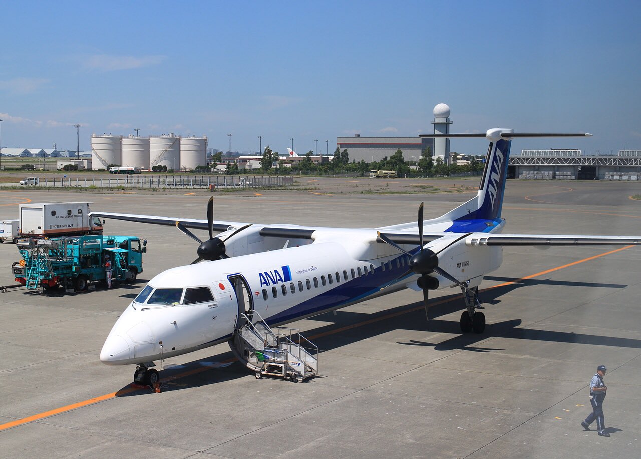 Koji Suda ひろプロ 新千歳空港 12発 Ana1858便 13b席 新潟空港まで 写真はイメージです T Co 72qfju16ux Twitter