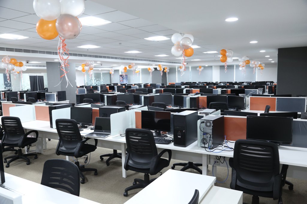 MercuryNews26's tweet image. #KTR formally inaugurated #EclatHealthSolutions facility at #Karimnagar
goo.gl/t6O4XO
#KCR #Hyderabad #TRS