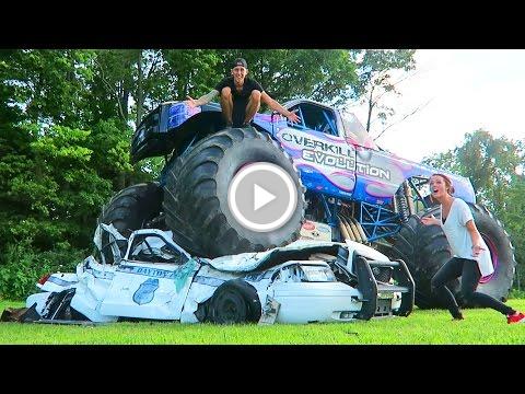 StagedNut's tweet image. DESTROYED THE COP CAR!! vid.staged.com/ZtXs #TwitterTips #mktg