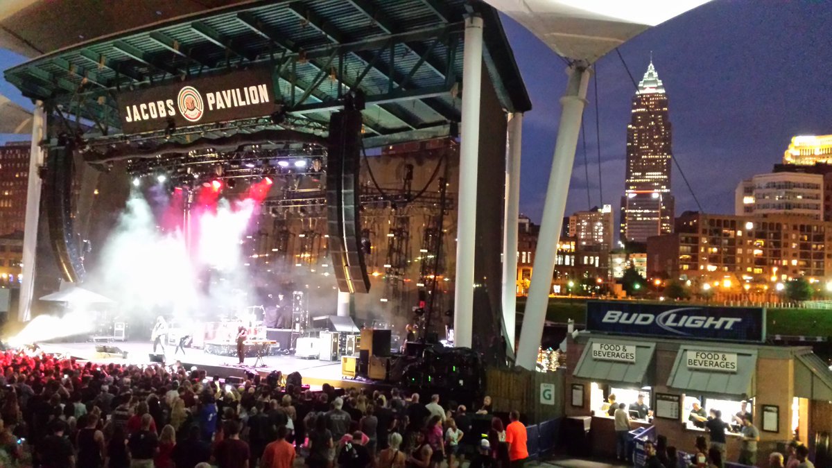 profbranscombe's tweet photo. Bella and Cade's first concert @CarnivalMadness @Halestorm @Shinedown #2016CLE https://t.co/DLmSCeadx6
