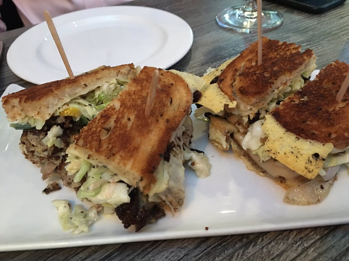 R “Ray” Wang 王瑞光 #Cupertino #AI #Energy R.NFT tweet media