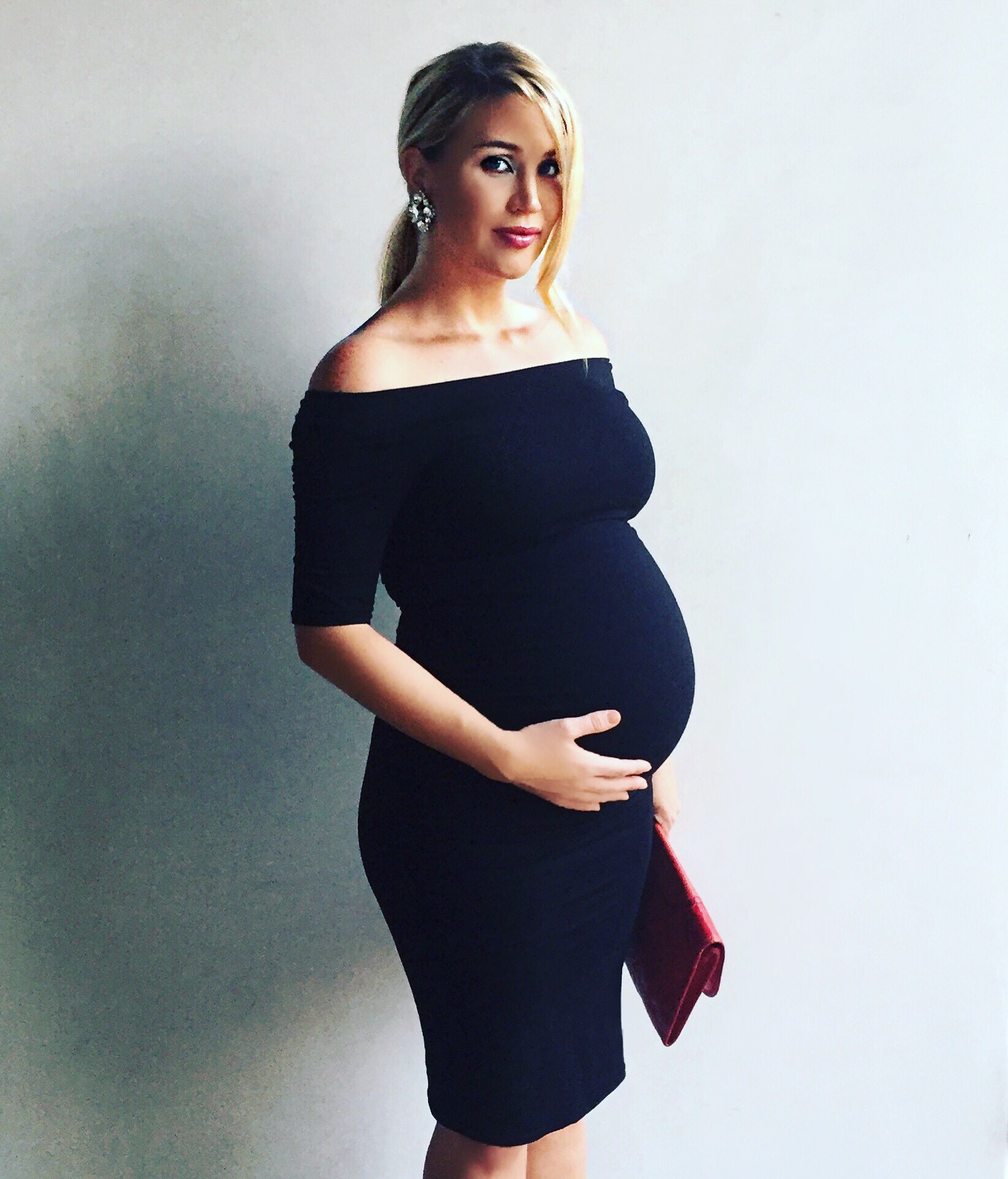Willa Ford on Twitter "Countdown is on! 38weeks pregnant letsgo…