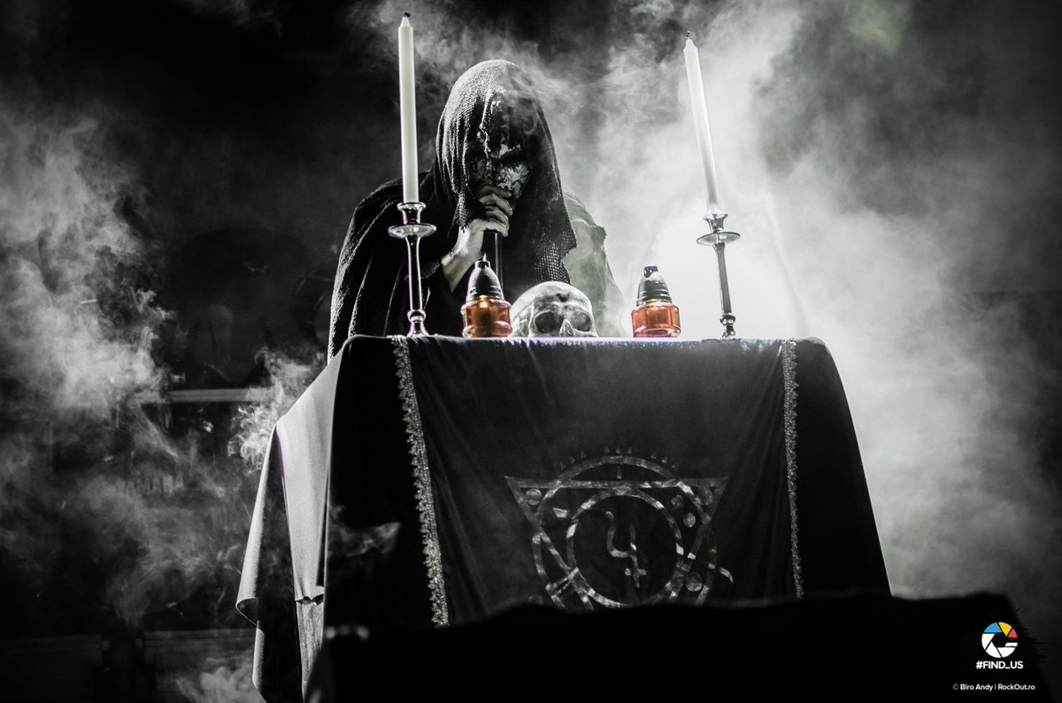 Rockoutevents's tweet photo. #rockstadtextremefest #concertphotography #mayhem https://t.co/S57ERYPzrH