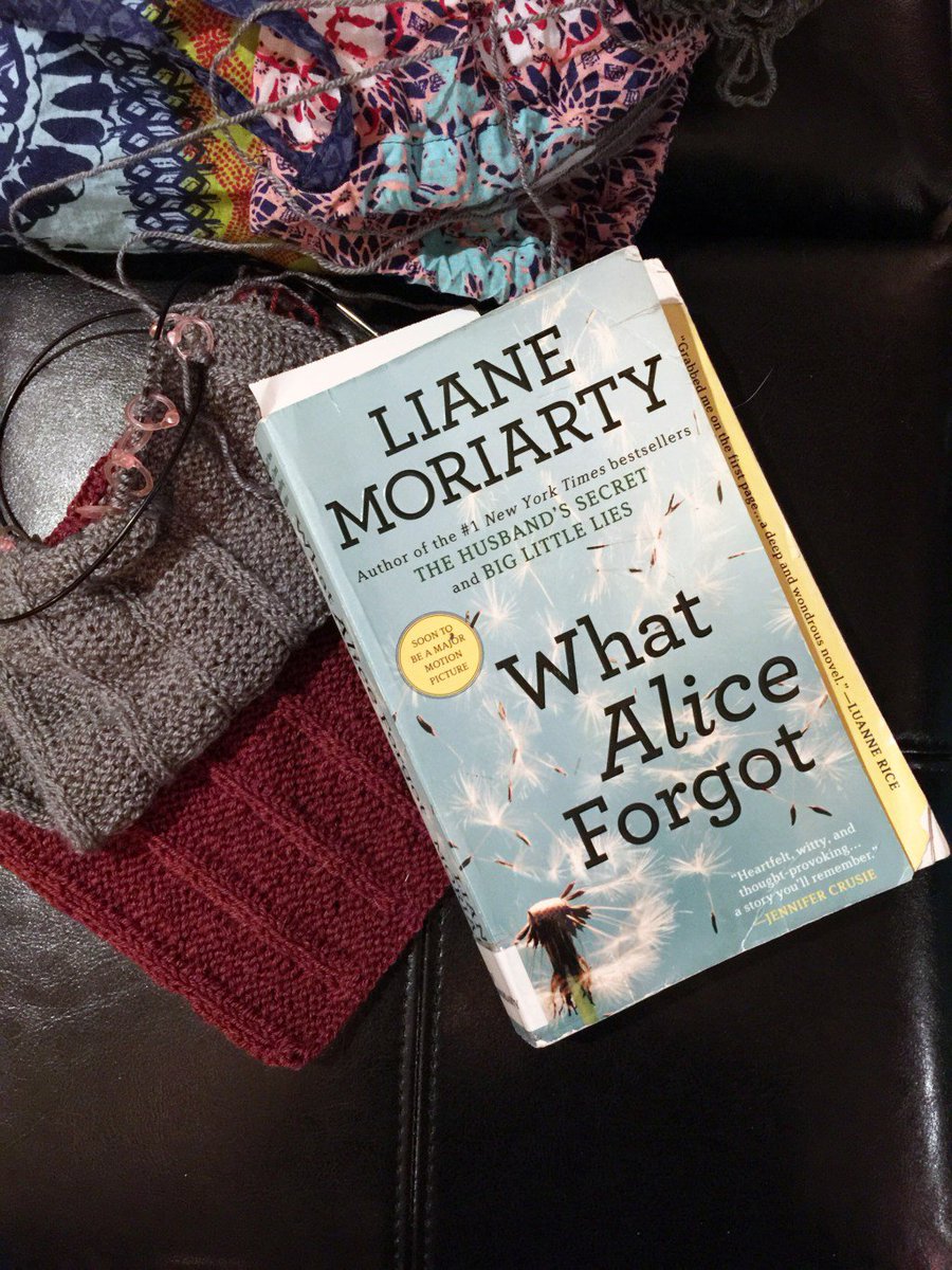 TeaWithSB's tweet image. Yarn Along 23 teawithsb.wordpress.com/2016/08/18/yar…