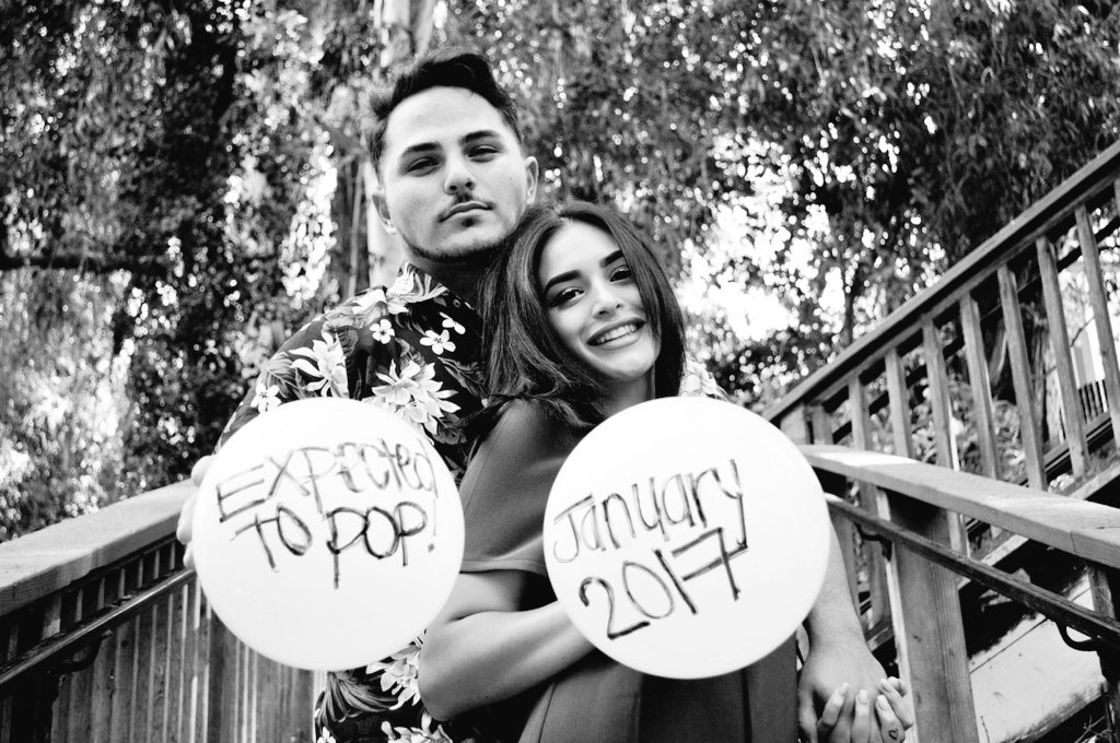 lulbabies's tweet photo. Baby Blakley Due January 2017 🍼💕 https://t.co/MMXBGEgRTw