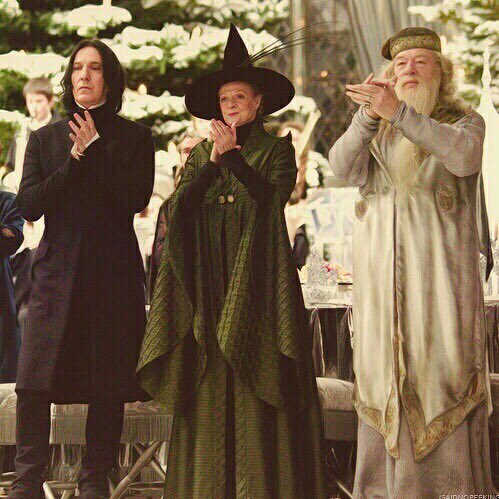 DevoutPhoenix's tweet image. #SquadGoals