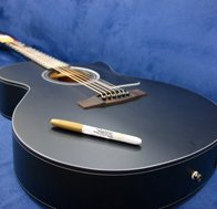 Don't miss the #TotalCountry Fest, chance to win signed #RodneyCarrington guitar! More here bit.ly/2blYQKb