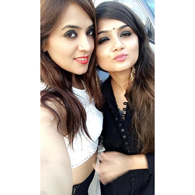 NihiSharma12's tweet photo. #Queen🐝 https://t.co/Jb0sZjx6DJ