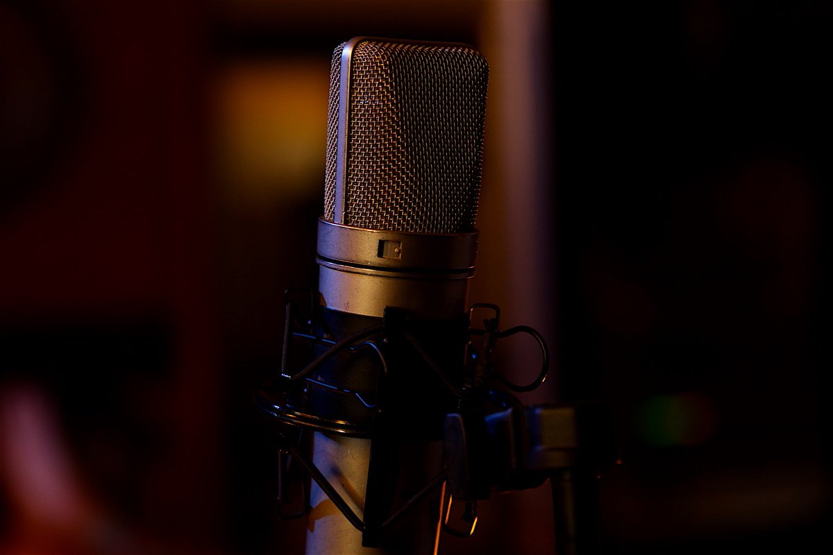 prsrecords_spb's tweet photo. Neumann U87. Петербургская студия грамзаписи. #ПетербургскаяСтудияГрамзаписи #prstudio #prsrecords https://t.co/azp6QFtqcl