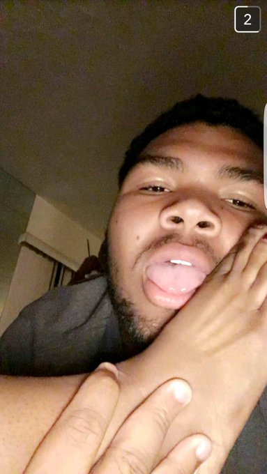 wish this was me 😞💔 https://t.co/6ag7riYKZt<a href="/tag/fortnite"class="tags"><span>#fortnite</span></a>