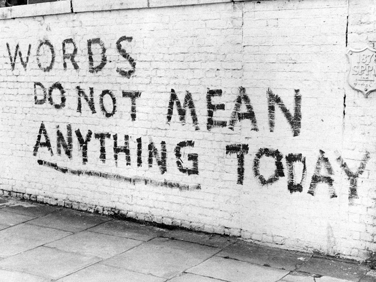 ontewal's tweet photo. - الكلمات لا تعني شيئا اليوم -
-words do not mean anything today- https://t.co/DTn4WWXzob