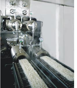 ricemachinecn's tweet image. #RiceProcessingMachine-Rice Noodle Machine, Instant Rice Noodle Production Line, Rice Vermicelli Production Line
