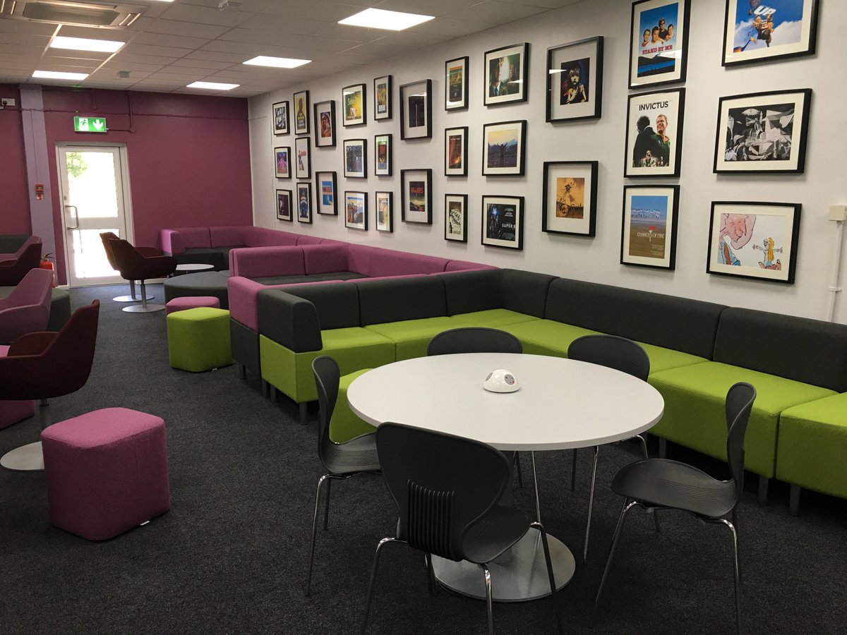 zioxiuk's tweet photo. Such an amazing Staffroom space @ColmersSchool We LOVE it! #yourstaffaresolucky #jealous #latestinstallation https://t.co/uMn2dpwJWk