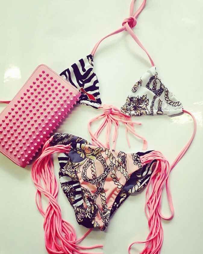JeannieBikiniSA's tweet photo. #jeanniebikini made in CT using only finest fabrics. Reversible 1of1 so no one will ever have the same bikini as u!👙 https://t.co/VDxMB2AcXX