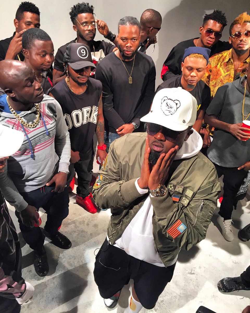 Iceprincezamani's tweet photo. On the Job! #Feego https://t.co/Izee1VplbQ