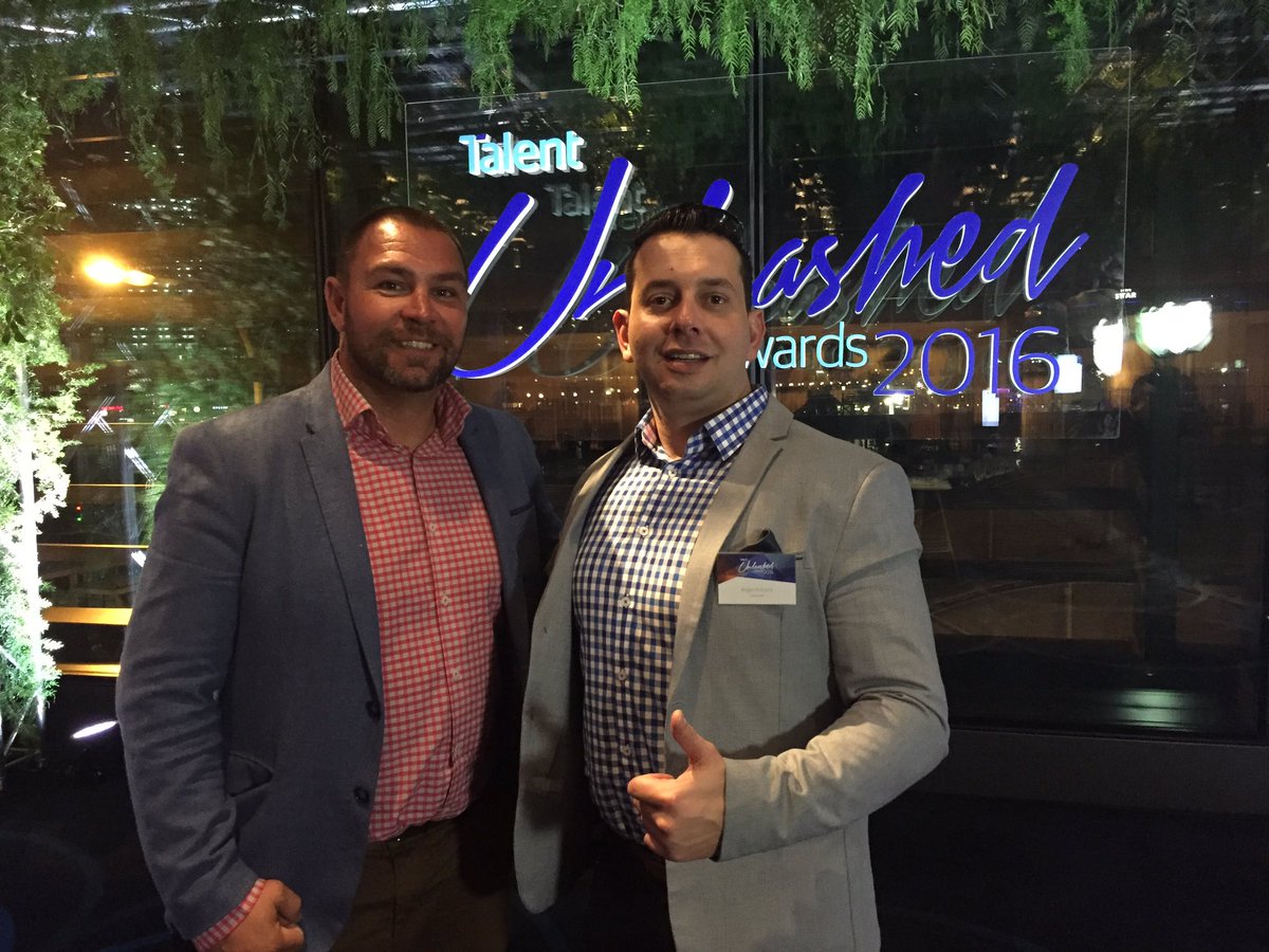 RAntochi's tweet photo. Amazing welcome to country from #inspirational @JDWALKINGFREE @UnleashedAwards #TalentUnleashedAwards 2016! https://t.co/PSLt8fP1I2