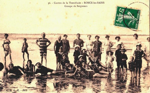 Les burkinis d'antan - ‘not compatible’ with French values today…