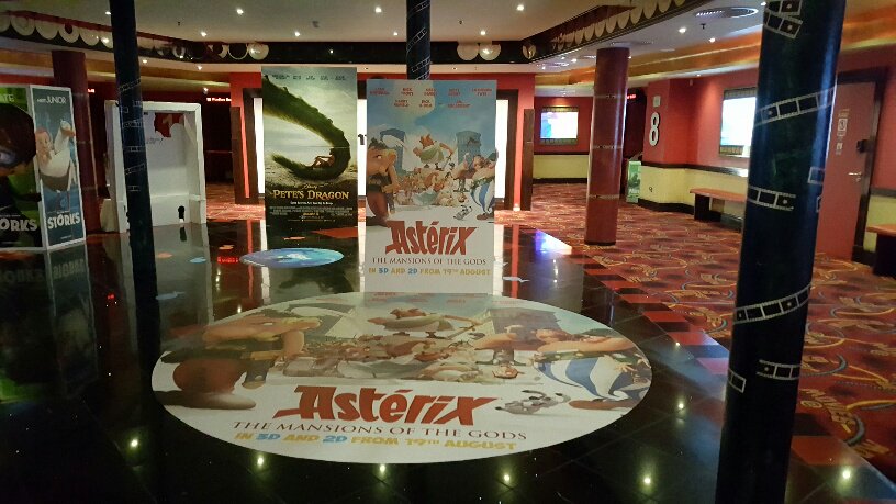Wow! <a href="/AsterixMovieUK/">Asterix & Obelix</a> looks great <a href="/MoviesDundrum/">Movies @ Dundrum</a>! Find your nearest cinema now asterixmovie.co.uk #Asterix