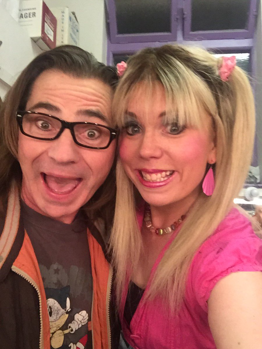 Dressing room selfies #90s #fashion <a href="/bftpshow/">Blast From The Past</a> <a href="/GatehouseLondon/">Upstairs At The Gatehouse</a> <a href="/CamdenFringe/">Camden Fringe</a> @RichardRhodes01 <a href="/fizzybiscuit/">andrew irvine</a>