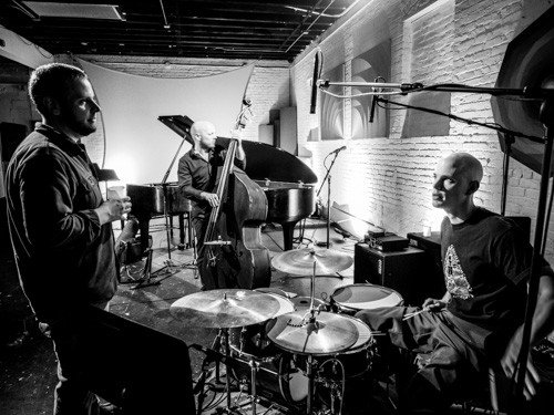 <a href="/ArsNovaWorkshop/">Ars Nova Workshop</a> starts its new season on 9/2 with Icepick at the PAA: ow.ly/EqQx303ibFb <a href="/monofonus/">Monofonus Press</a> <a href="/uwishunu/">Bill Beavers</a>