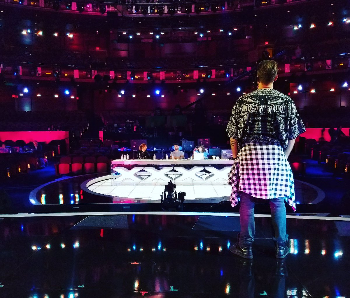 Dennis Jauch (@dennisjauch) on Twitter photo Office for the day ✖❌✖Thanks <a href="/nbcagt/">America's Got Talent</a> & Brian Burke for letting me create on your stage. Had a blast 🔥#MSAFam Office for the day ✖❌✖Thanks <a href="/nbcagt/">America's Got Talent</a> & Brian Burke for letting me create on your stage. Had a blast 🔥#MSAFam