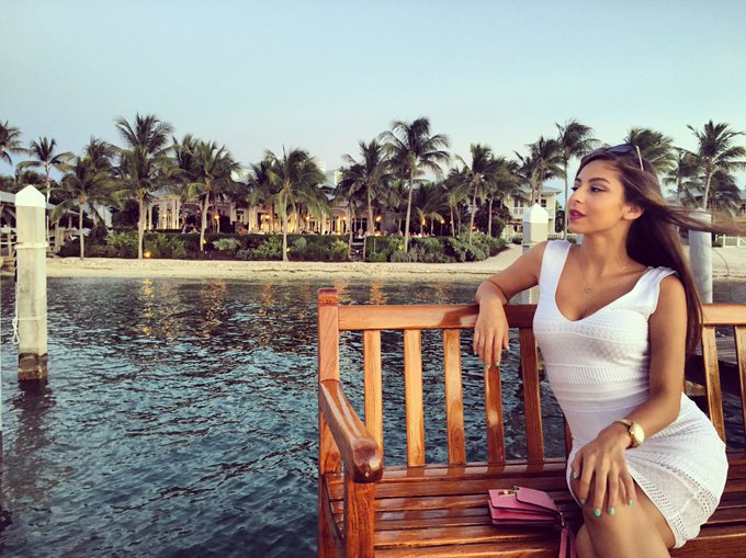 We drink wine with diamonds in the glass by the case the meaning of expensive taste. 🍾 https://t.co/<a href="/tag/newprofilepic"class="tags"><span>#newprofilepic</span></a>