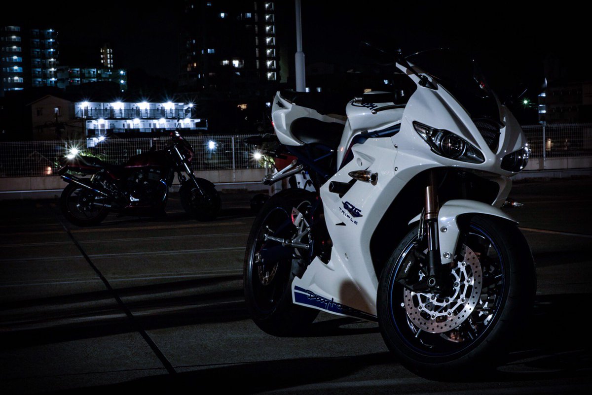 tanaka_real_'s tweet image. #バイクの日だからバイク晒せ
 #Triumphが美しい
