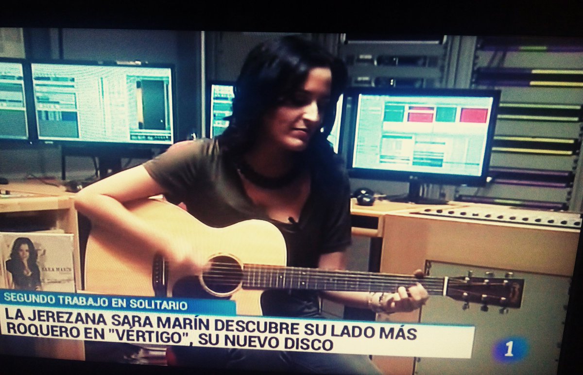 merchigcv's tweet photo. #genial como siempre @_SaraMarin_  en @RTVE_Com  @La1_tve  @WarnerMusicES https://t.co/sMkxZhM7EK