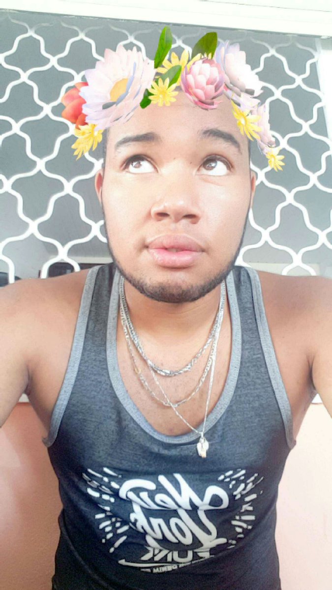 Kawaniya's tweet photo. Snap time ! @Snapchat @SelfieABC #goodmorning #PeopleJustDoNothing #holidayforfree #snapchat https://t.co/zdOAn1odKn