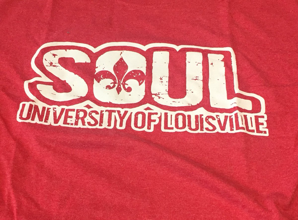 UofLfreshLEAD's tweet photo. We're excited to do some service with SOUL! Stop by the ELSB table to learn more about LEAD and TFF. #soul2016 https://t.co/EmDt4evLls