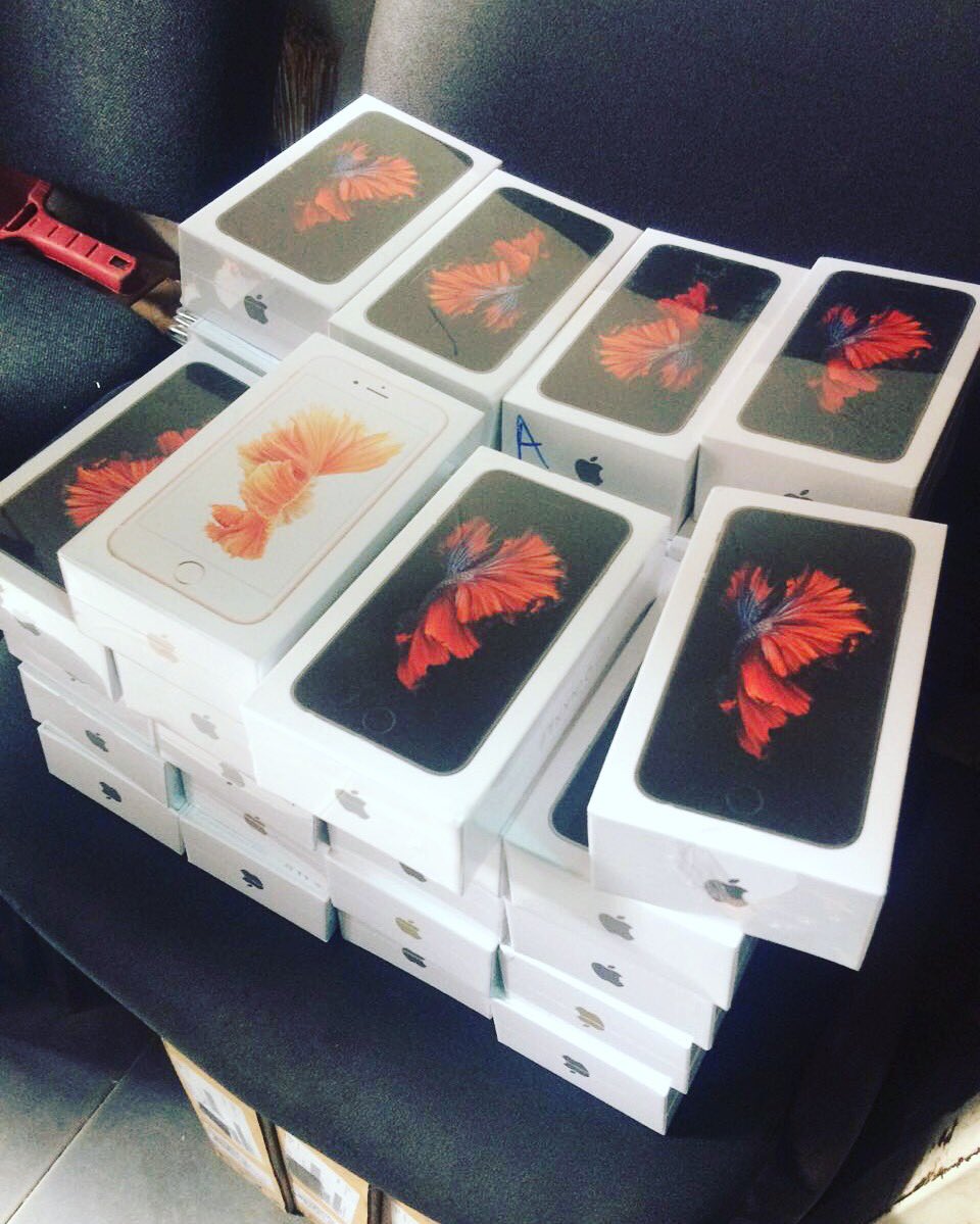 SmartShopNG's tweet image. More arrivals of IPhone 6s,choose any colour!!!!!

The Smartshop
