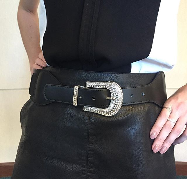 MedoxMagicBelt's tweet photo. Fashion and comfort. #divabelt #magicbelt #class1medicaldevice #ootd https://t.co/rS9LJmJp1w