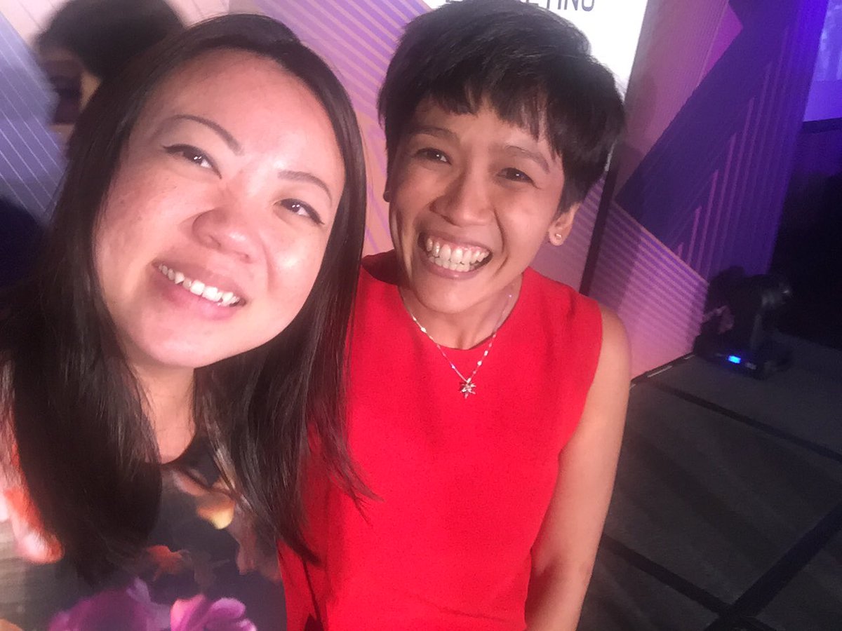 rubeell's tweet photo. Managed to snap a wefie onstage. Best event by a Media Owner #buhaytwitter ! #TheSparkAwards https://t.co/UhODNE6kba