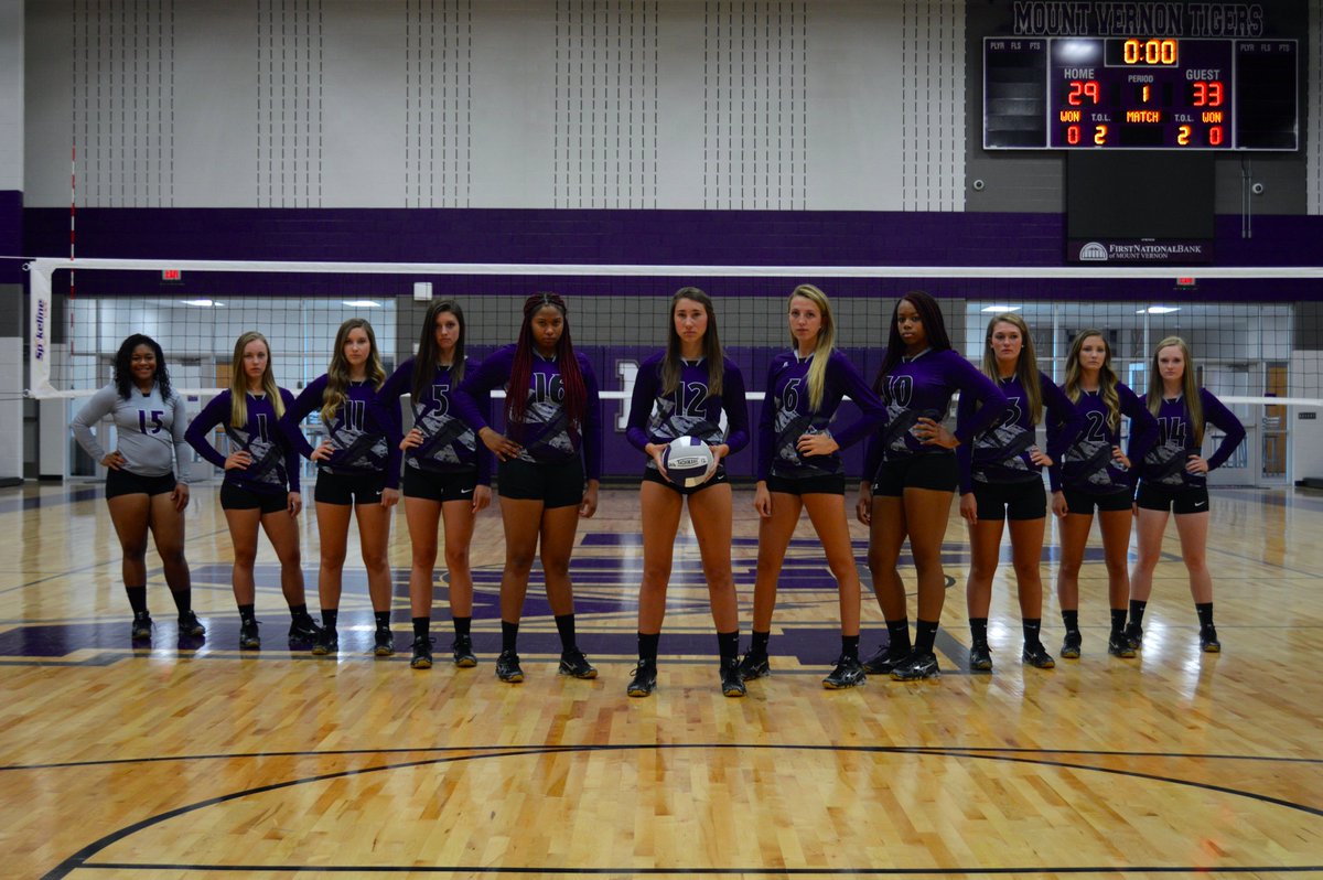 jthoops23's tweet photo. MV Volleyball is in full swing!  #MVHSTigers https://t.co/8l2qAhzHu7