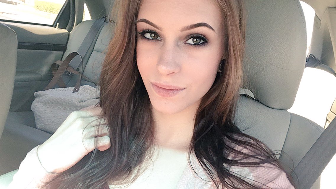 TW Pornstars - 2 pic. Anna De Ville. Twitter. Off to set for a fun day