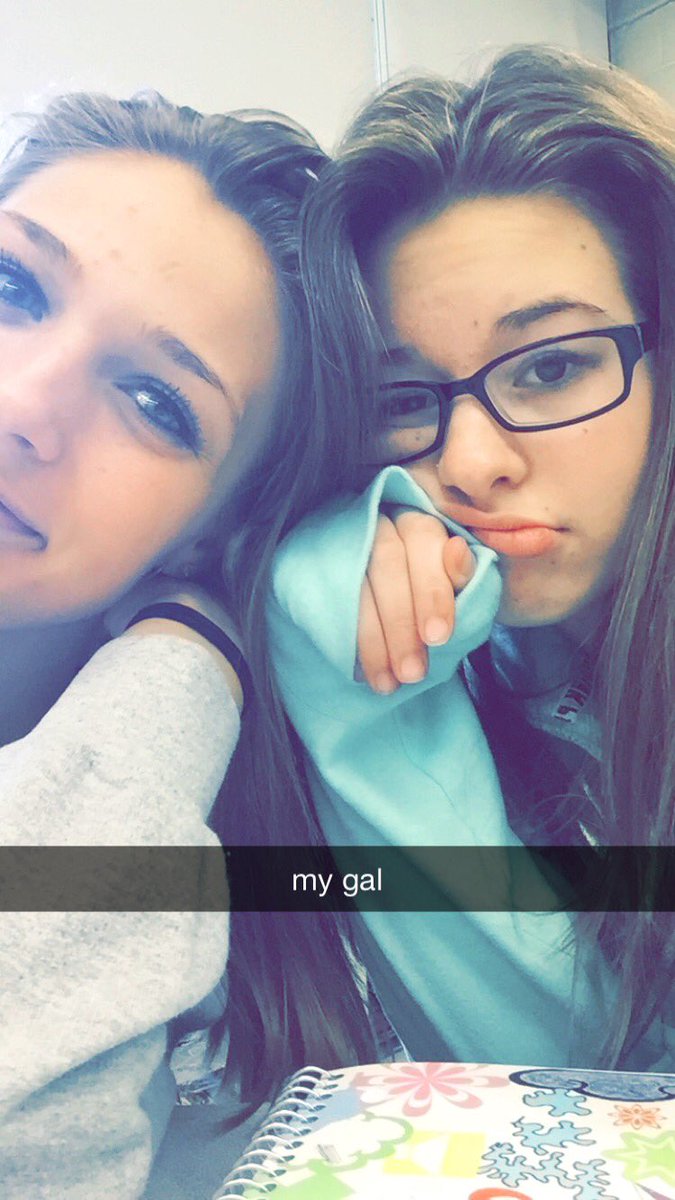 madisontarlo_'s tweet image. happy 17th birthday to my girl @_Meaghan818  pls try not to kill anyone while driving😊love you lots bby😘😘❤️