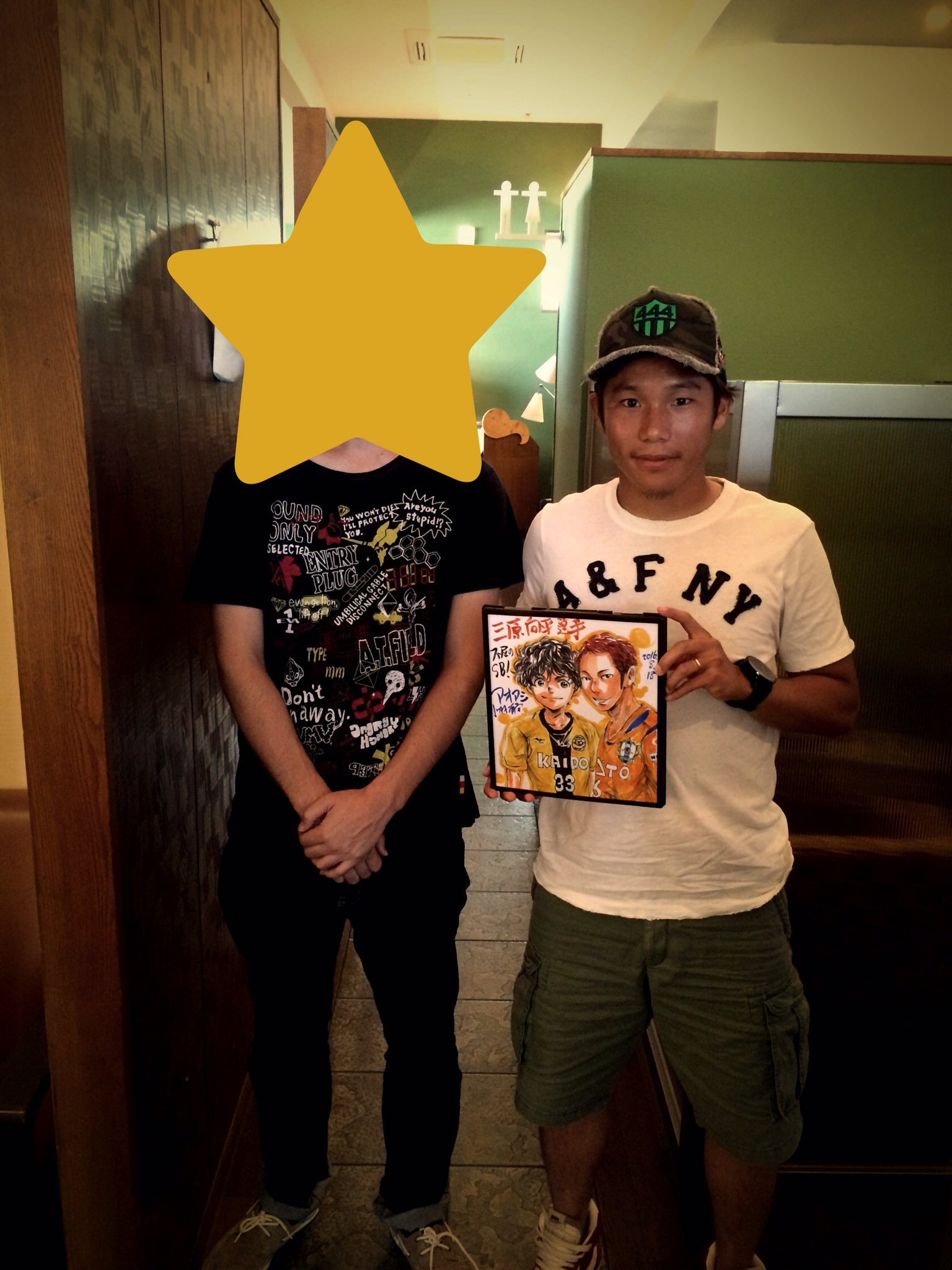 三原向平 漫画家の小林有吾さんに会ってきましたー 大人の事情により顔出しngやけど今 大人気の アオアシ というサッカー漫画を描いている人です 僕も読んでます 7巻が待ち遠しい 是非読んでください 素敵な絵ありがとうございます 三原向平 漫画家の小林有吾さんに会ってきましたー 大人の事情により顔出しngやけど今 大人気の アオアシ というサッカー漫画を描いている人です 僕も読んでます 7巻が待ち遠しい 是非読んでください 素敵な絵ありがとうございます