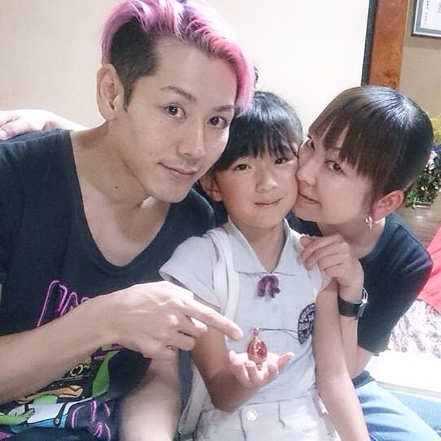 小林尊の嫁 妻 マギーの画像や子供は 現在の年収は3億円の富豪 エンタメ 芸能 ニュース などの気になる話題をお届け